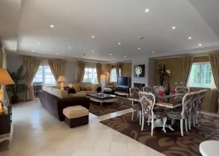 The Beverly Vilamoura Villa